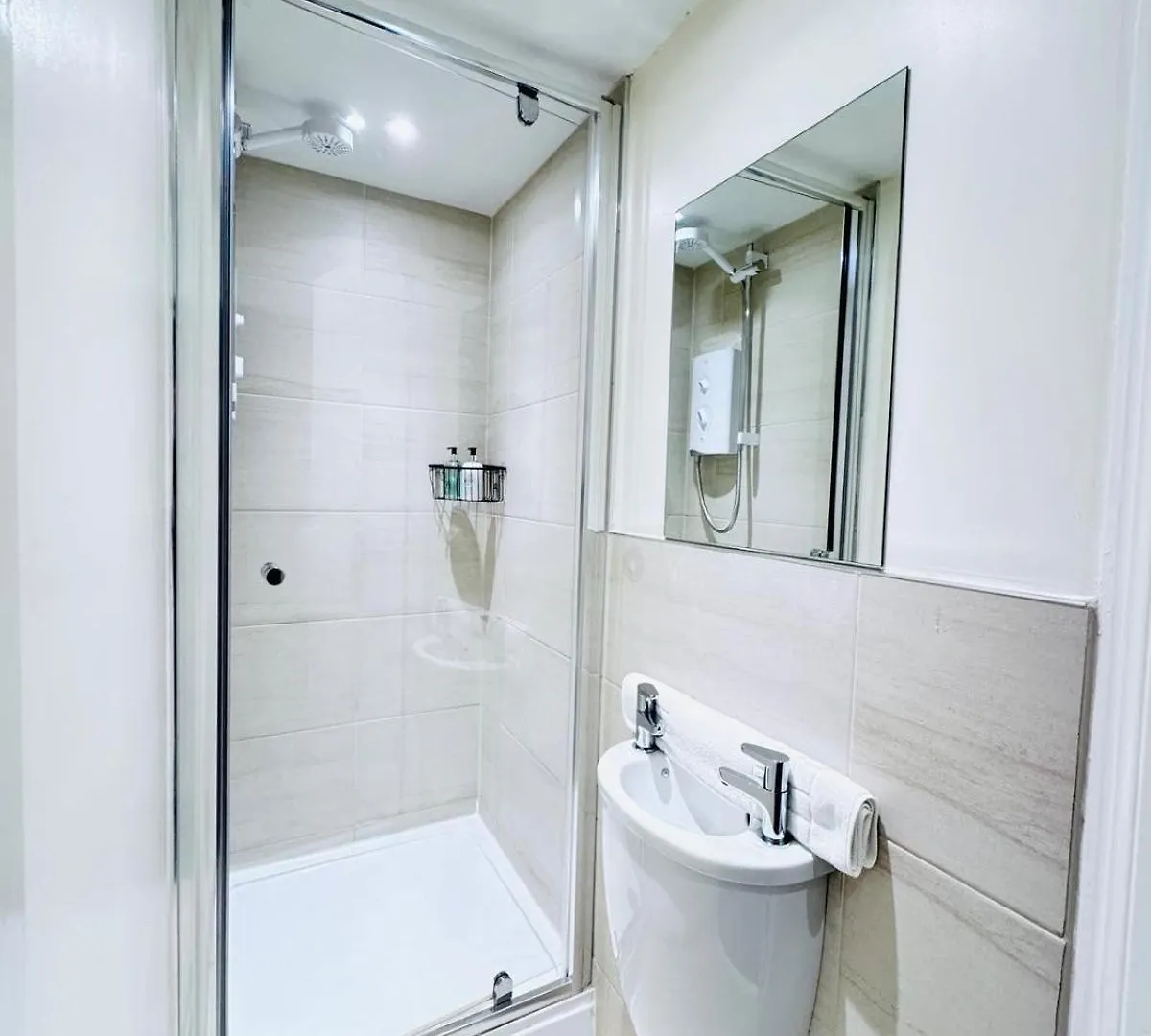 Elegant City Centre Apartment Edinburgh
