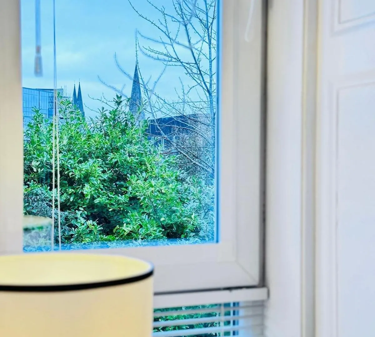 Elegant City Centre Apartment Edinburgh